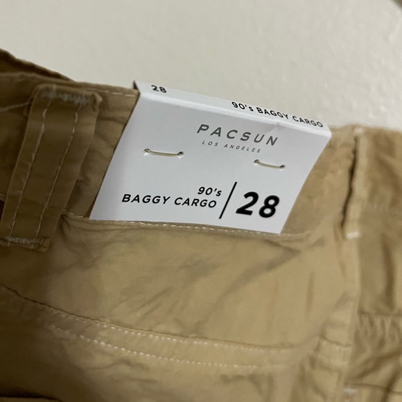 PacSun Tan 90’s Cargo Pants - Picture 7 of 7